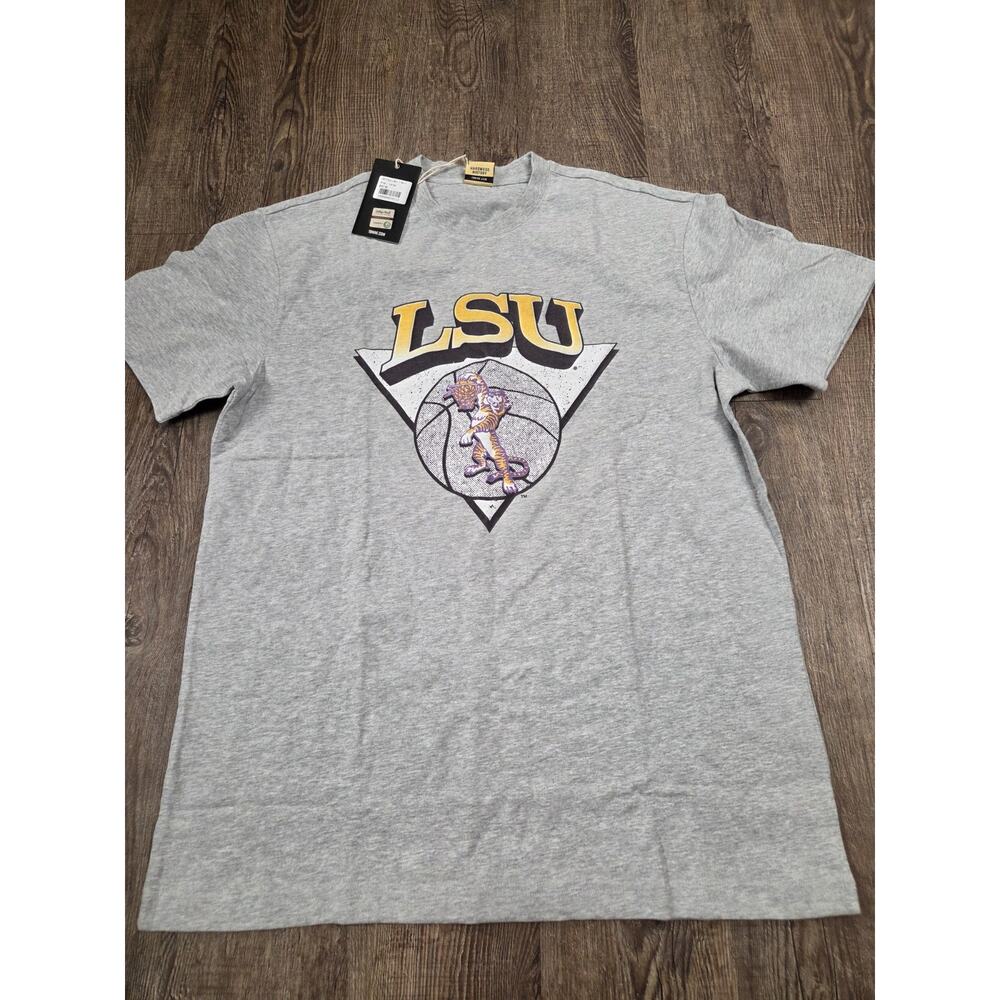 Louisiana State University NWT 19Nine Thick Short Sleeve Men's Tshirt Large